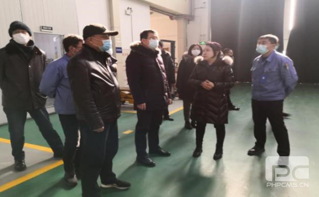 �۲��á�(�й���)���޹�˾����